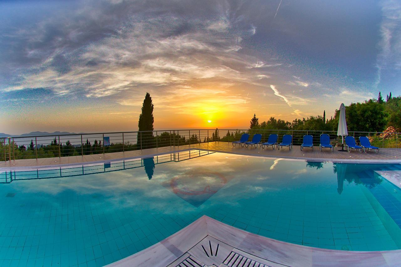 Апартаменты Panoramic Sunset Котреас Экстерьер фото